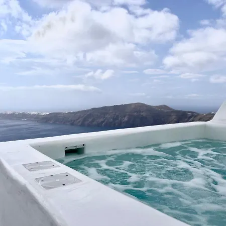 Esmi Santorini Casa de Férias