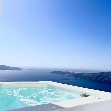Esmi Santorini Casa de Férias