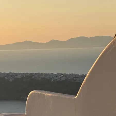 Сasa de vacaciones Esmi Santorini *