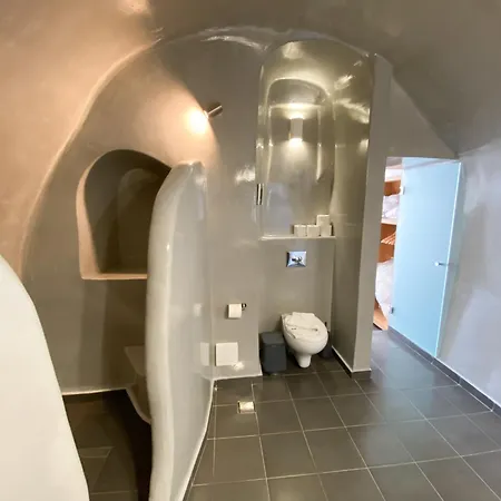 Esmi Santorini 度假居