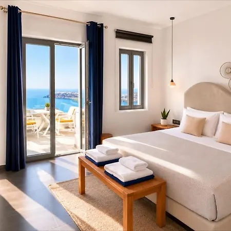 Esmi Santorini Casa de Férias