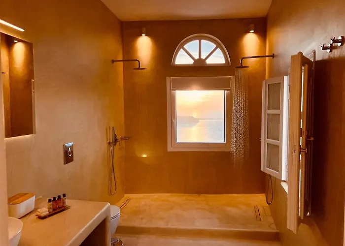 Esmi Santorini Дом отдыха