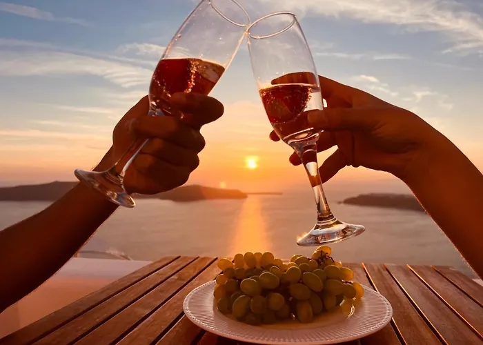 Esmi Santorini Дом отдыха *