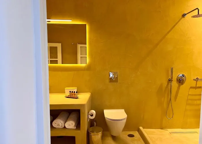 Esmi Santorini Имеровигли