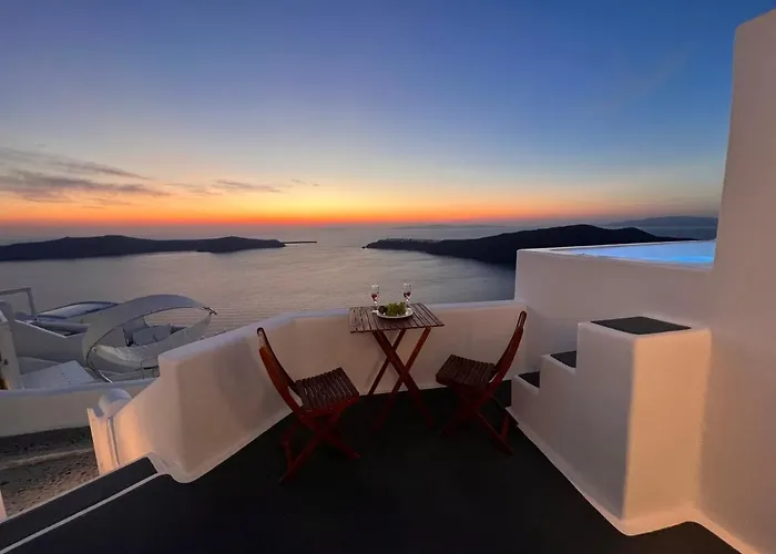 Дом отдыха Esmi Santorini