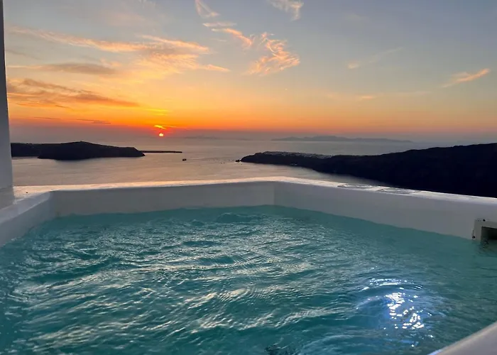 Esmi Santorini Дом отдыха *