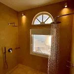 Esmi Santorini * イメロヴィグリ