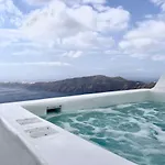 Esmi Santorini 別荘