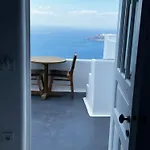 別荘 Esmi Santorini イメロヴィグリ