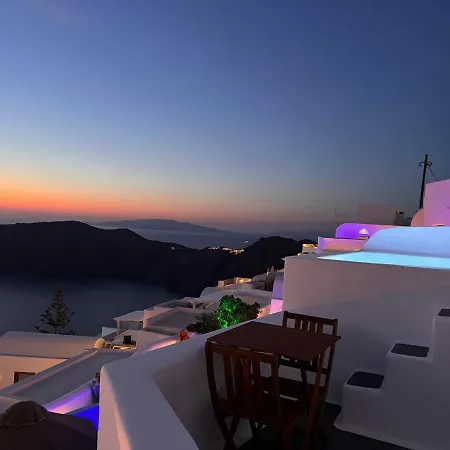 別荘 Esmi Santorini
