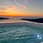 Esmi Santorini Σπίτι διακοπών *