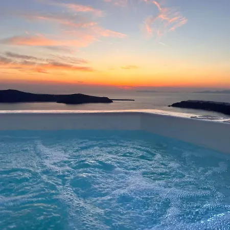 Esmi Santorini Imerovígli